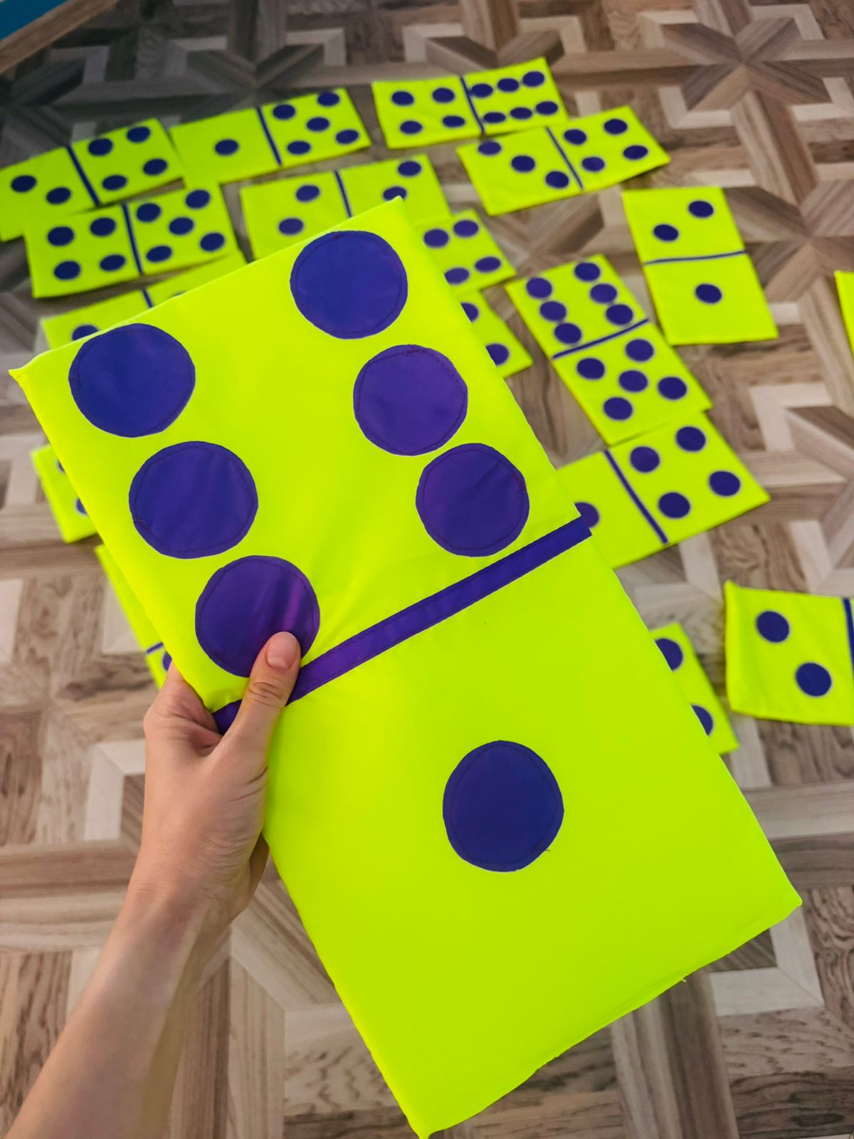 гигантское домино игры